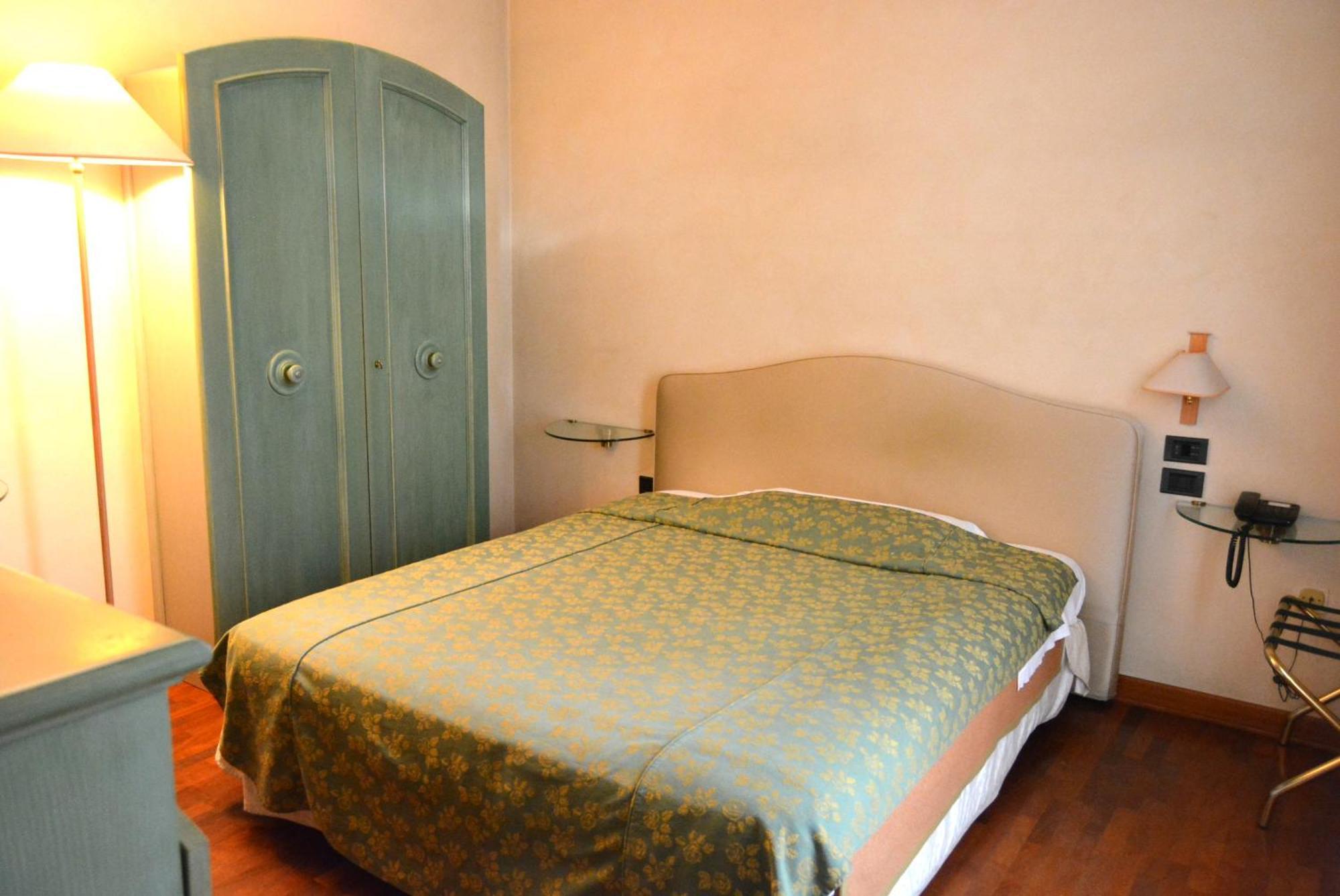 Hotel La Torre Torreglia ภายนอก รูปภาพ