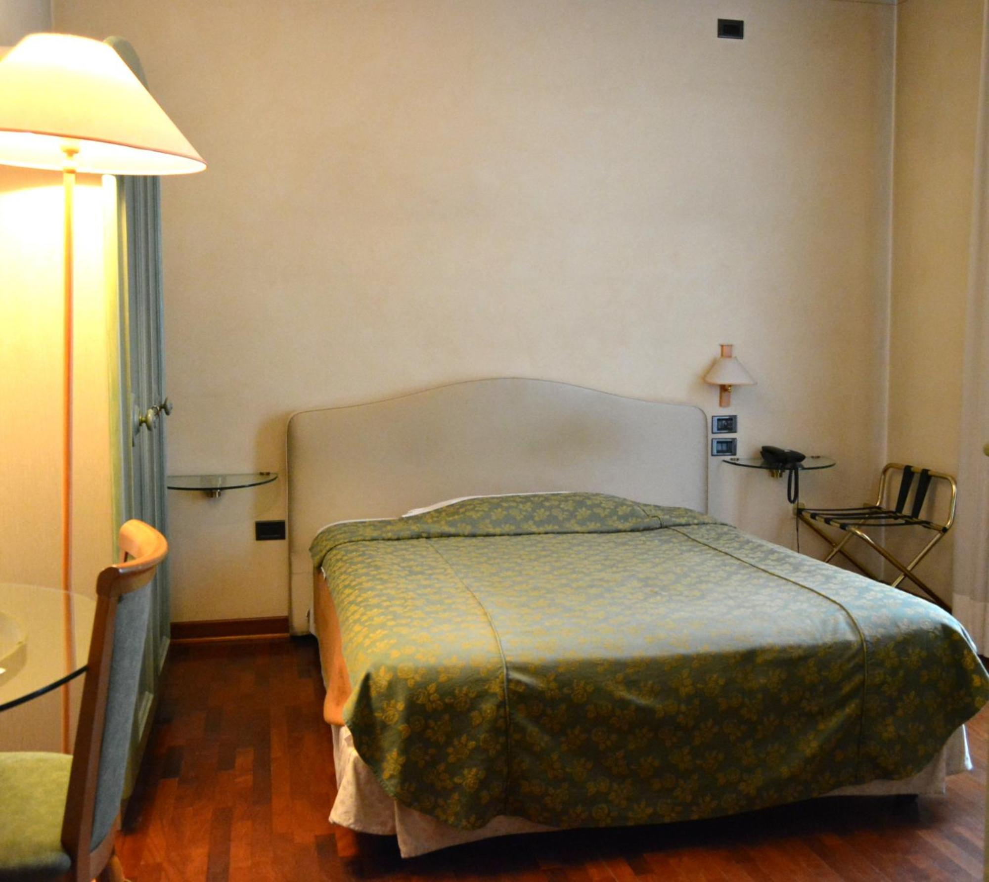 Hotel La Torre Torreglia ภายนอก รูปภาพ